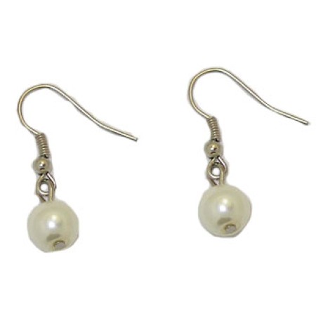 Pearl Earring 8 mm